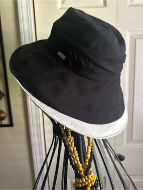 Betmar New York Classic Wide Brim Sun Beach Hat
